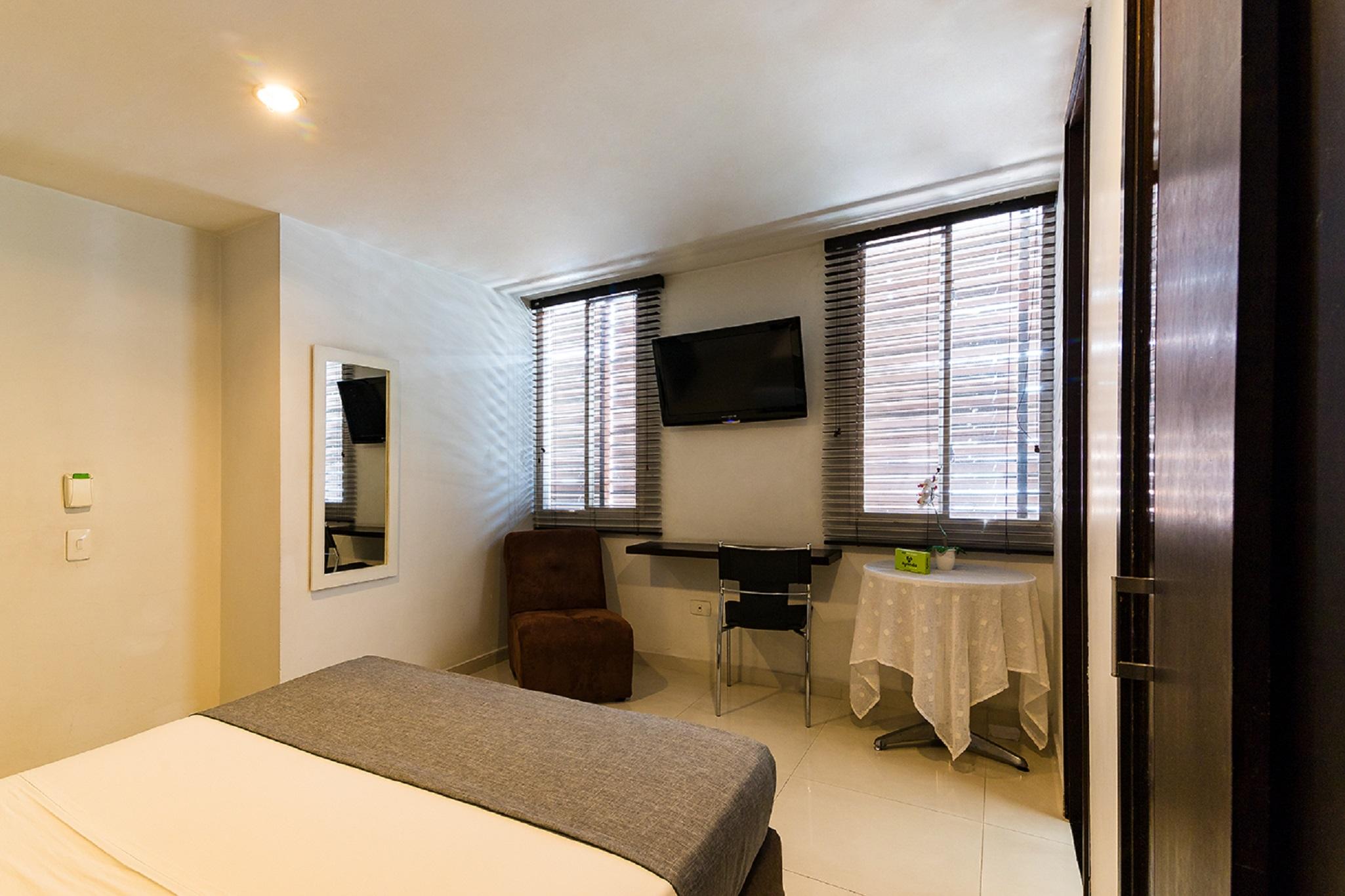 Aw Hotel Ariston Las Vegas De Granada 칼리 외부 사진